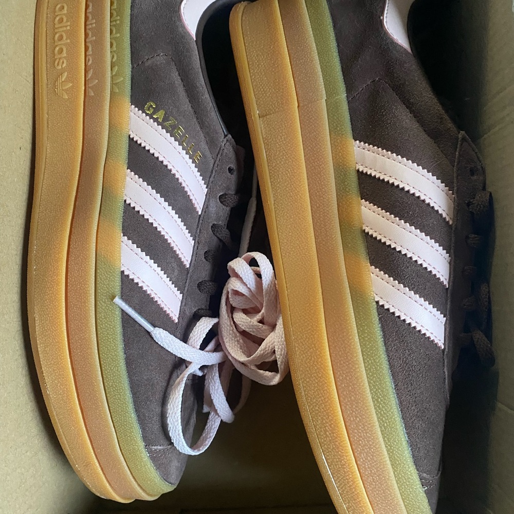 Adidas Gazelle Bold brown and pink suede - New in box
